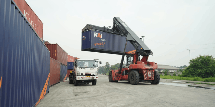 Diversifikasi Layanan, Dari Batu Bara hingga KAI Logistik Ritel