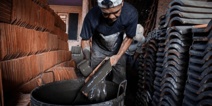 Tantangan Logistik dan Distribusi ke Luar Pulau